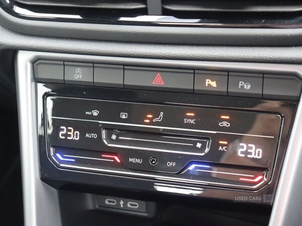 Used Volkswagen T-Roc 2023 for sale - 76201895: Photo 24