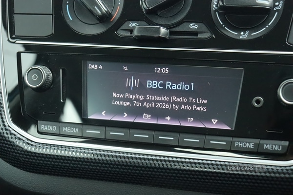 Used Volkswagen up! 2023 for sale - 78205903: Photo 31