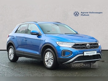 Used Volkswagen T-Roc 2023 for sale - 77634240: Photo