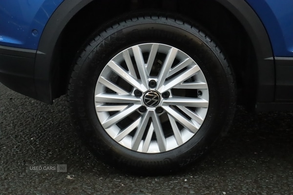 Used Volkswagen T-Roc 2023 for sale - 77634240: Photo 25