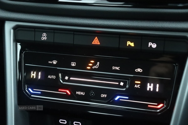 Used Volkswagen T-Roc 2023 for sale - 77634240: Photo 28