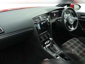Used Volkswagen Golf 2019 for sale - 78685456: Photo