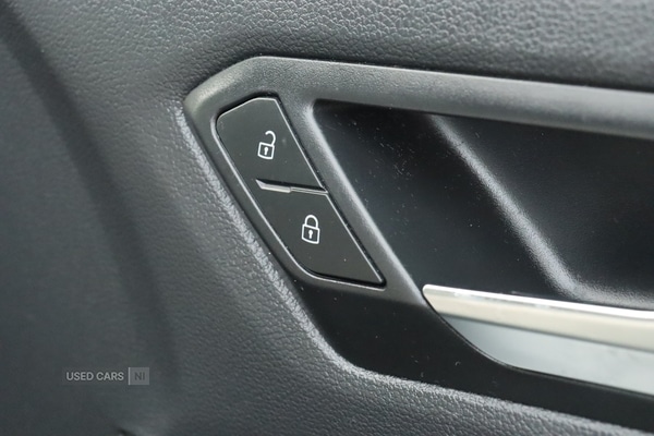 Used Volkswagen T-Roc 2023 for sale - 77982814: Photo 31