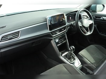 Used Volkswagen T-Roc 2022 for sale - 79509946: Photo