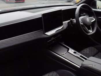 Used Volkswagen Passat 2025 for sale - 75200794: Photo