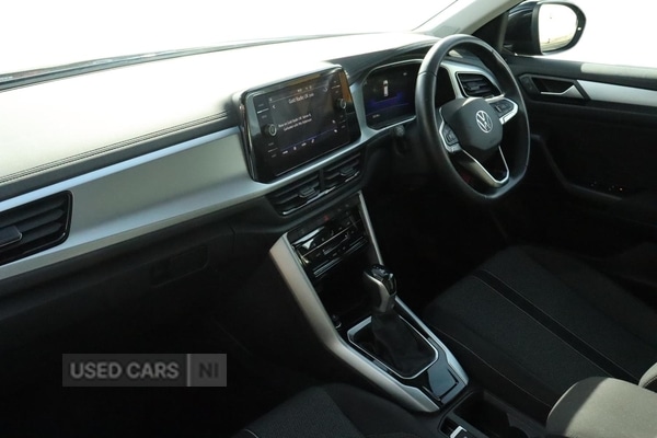 Used Volkswagen T-Roc 2023 for sale - 78215370: Photo 2