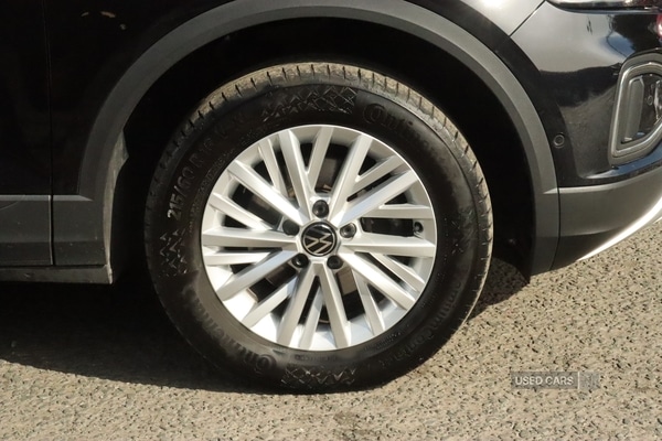 Used Volkswagen T-Roc 2023 for sale - 78215370: Photo 25