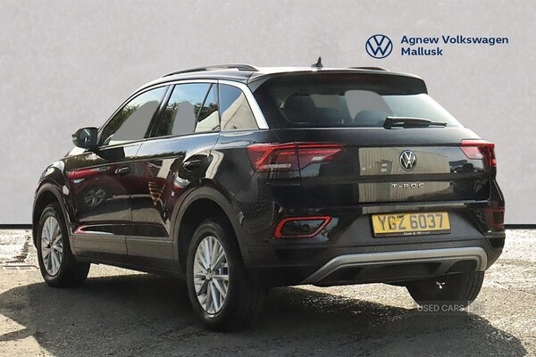Used Volkswagen T-Roc 2023 for sale - 78215370: Photo 3