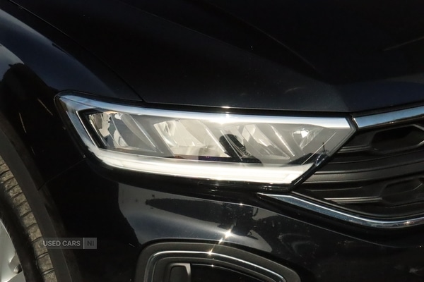 Used Volkswagen T-Roc 2023 for sale - 78215370: Photo 7