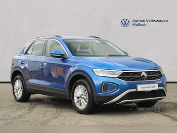 Used Volkswagen T-Roc 2023 for sale - 78517717: Photo