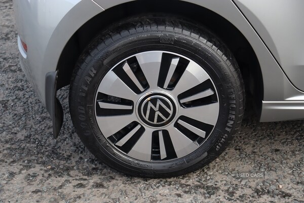 Used Volkswagen up! 2021 for sale - 76359457: Photo 24