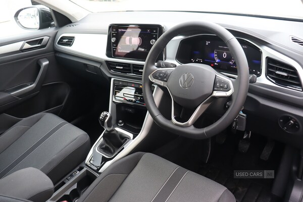 Used Volkswagen T-Roc 2024 for sale - 75979105: Photo 4