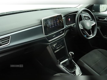 Used Volkswagen T-Roc 2022 for sale - 79427127: Photo