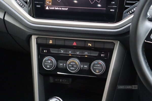 Used Volkswagen T-Roc 2021 for sale - 77387916: Photo 35