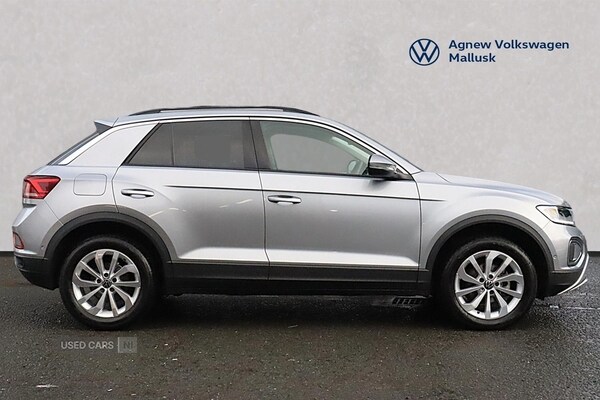 Used Volkswagen T-Roc 2025 for sale - 77292320: Photo 4