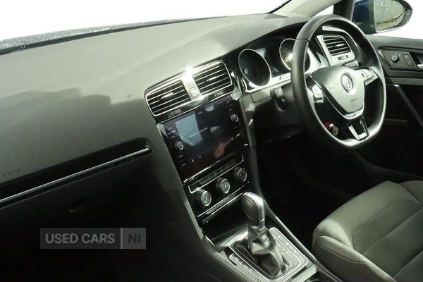 Used Volkswagen Golf 2017 for sale - 78116715: Photo 2