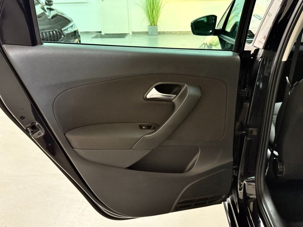 Used Volkswagen Polo 2011 for sale - 78110493: Photo 39