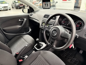 Used Volkswagen Polo 2011 for sale - 78110493: Photo