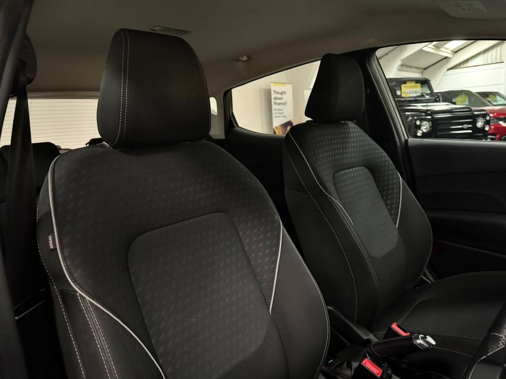 Used Ford Fiesta 2018 for sale - 77919835: Photo 3