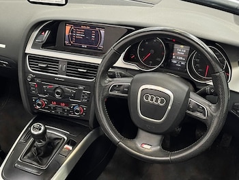 Used Audi A5 Cabriolet 2010 for sale - 79059628: Photo