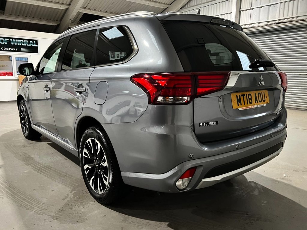 Used Mitsubishi Outlander 2018 for sale - 77383725: Photo 2