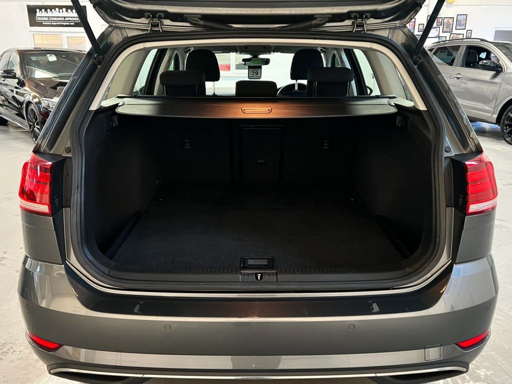 Used Volkswagen Golf 2018 for sale - 77332521: Photo 15