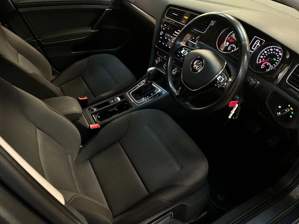 Used Volkswagen Golf 2018 for sale - 77332521: Photo 38