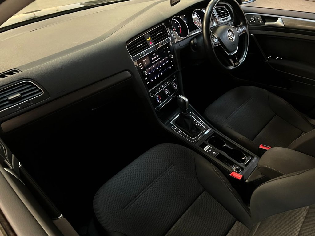 Used Volkswagen Golf 2018 for sale - 77332521: Photo 39