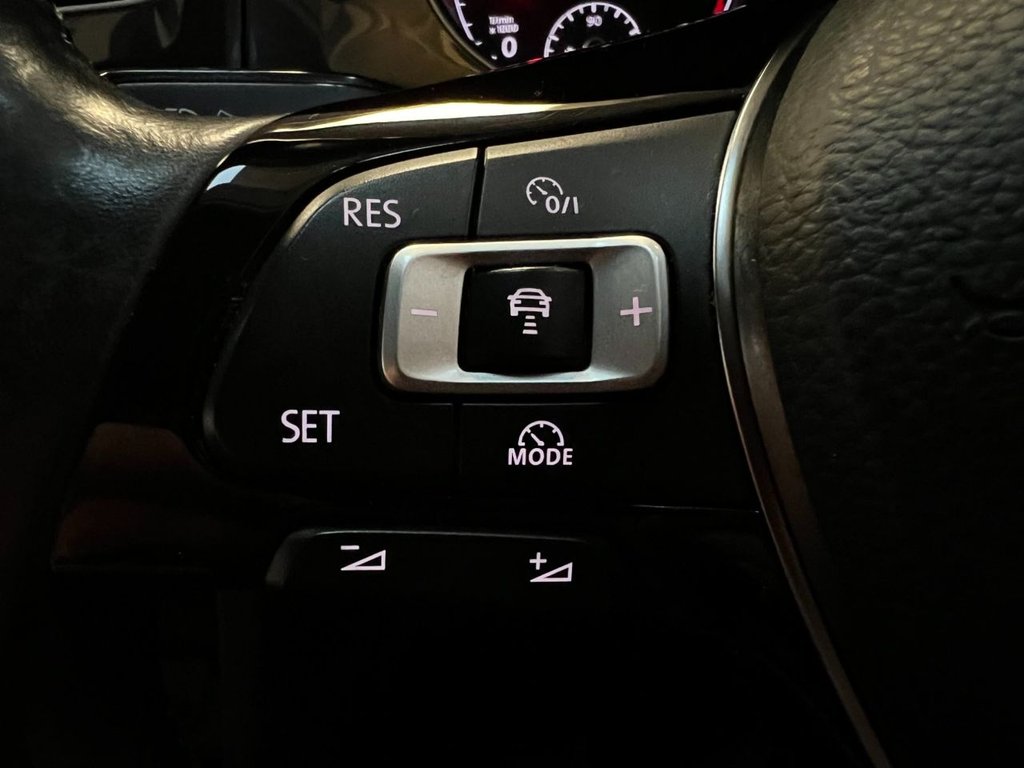 Used Volkswagen Golf 2018 for sale - 77332521: Photo 41