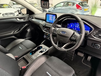 Used Ford Focus 2021 for sale - 77547002: Photo
