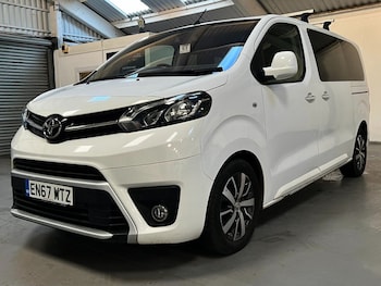 Used Toyota PROACE CITY Verso 2018 for sale - 77332498: Photo