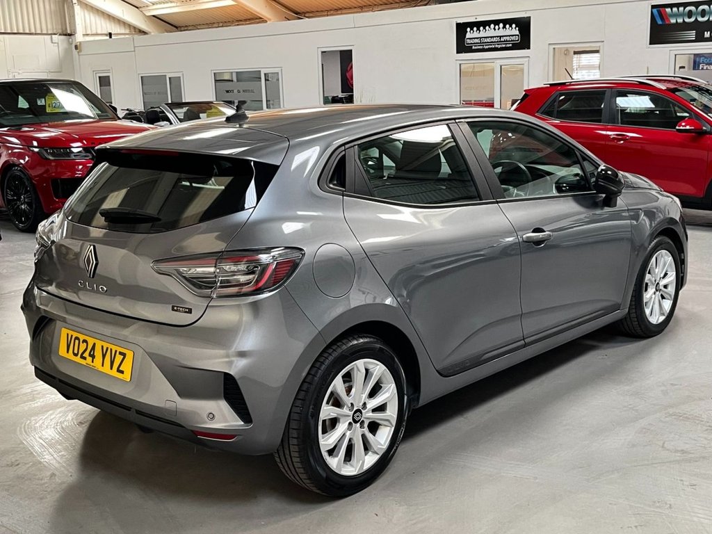 Used Renault Clio 2024 for sale - 77332508: Photo 20