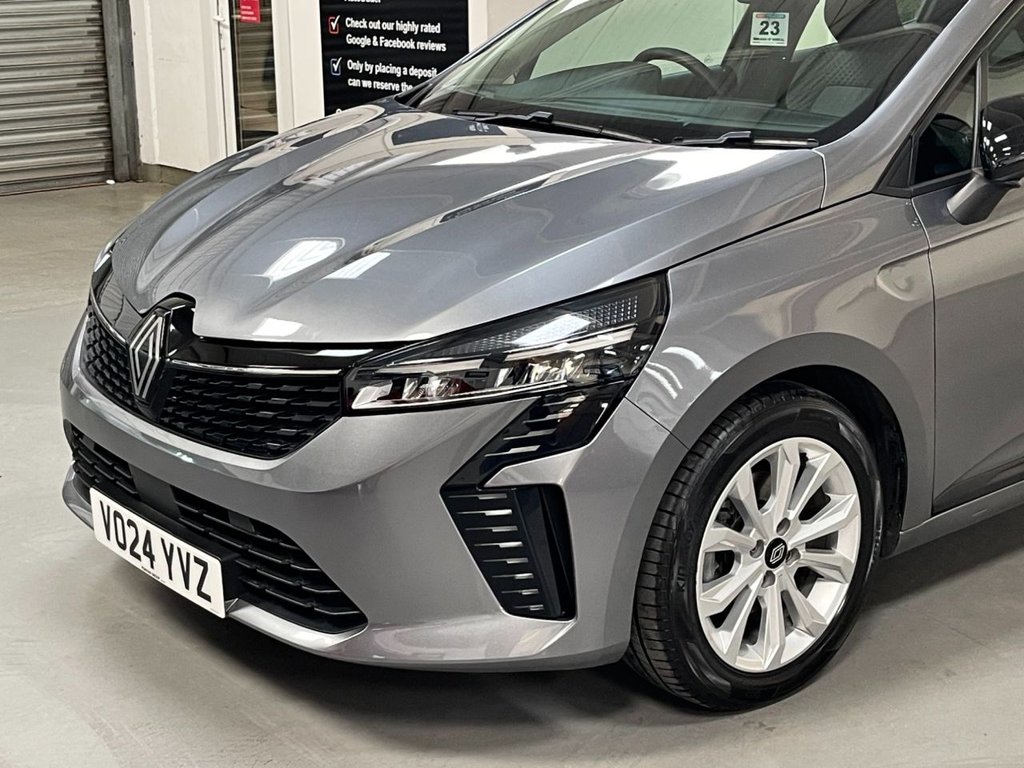 Used Renault Clio 2024 for sale - 77332508: Photo 25