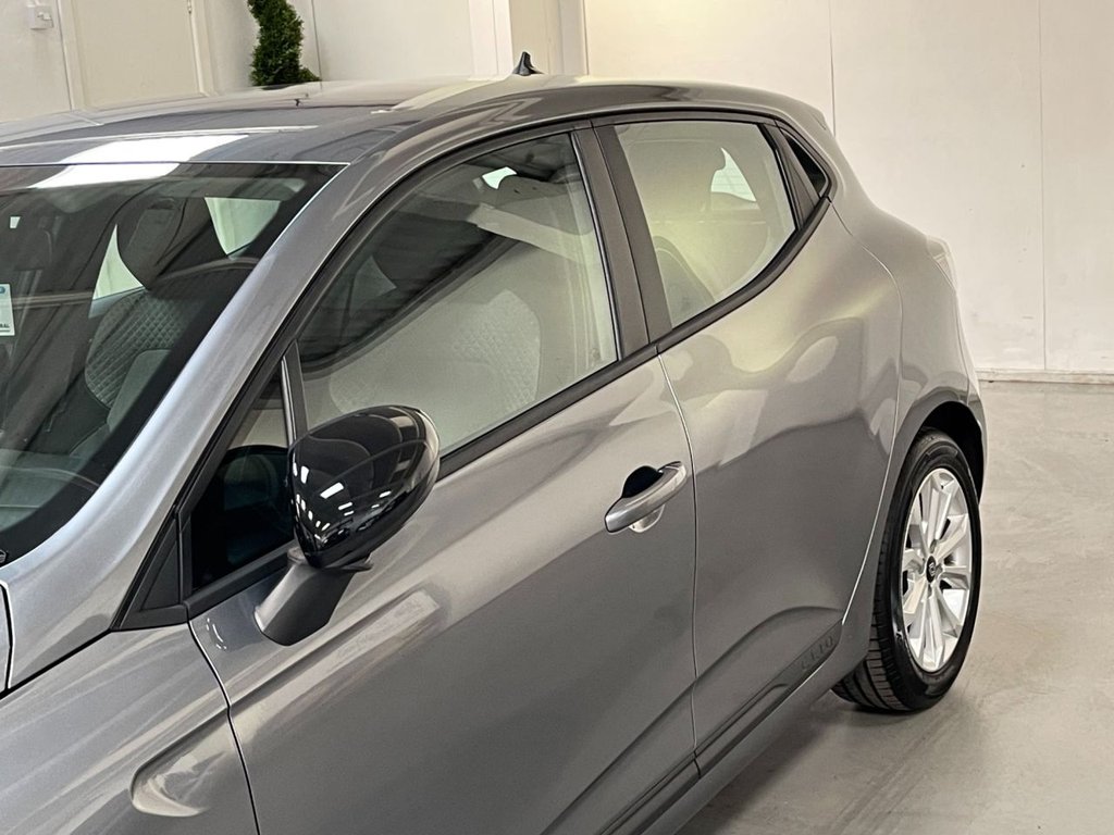 Used Renault Clio 2024 for sale - 77332508: Photo 28