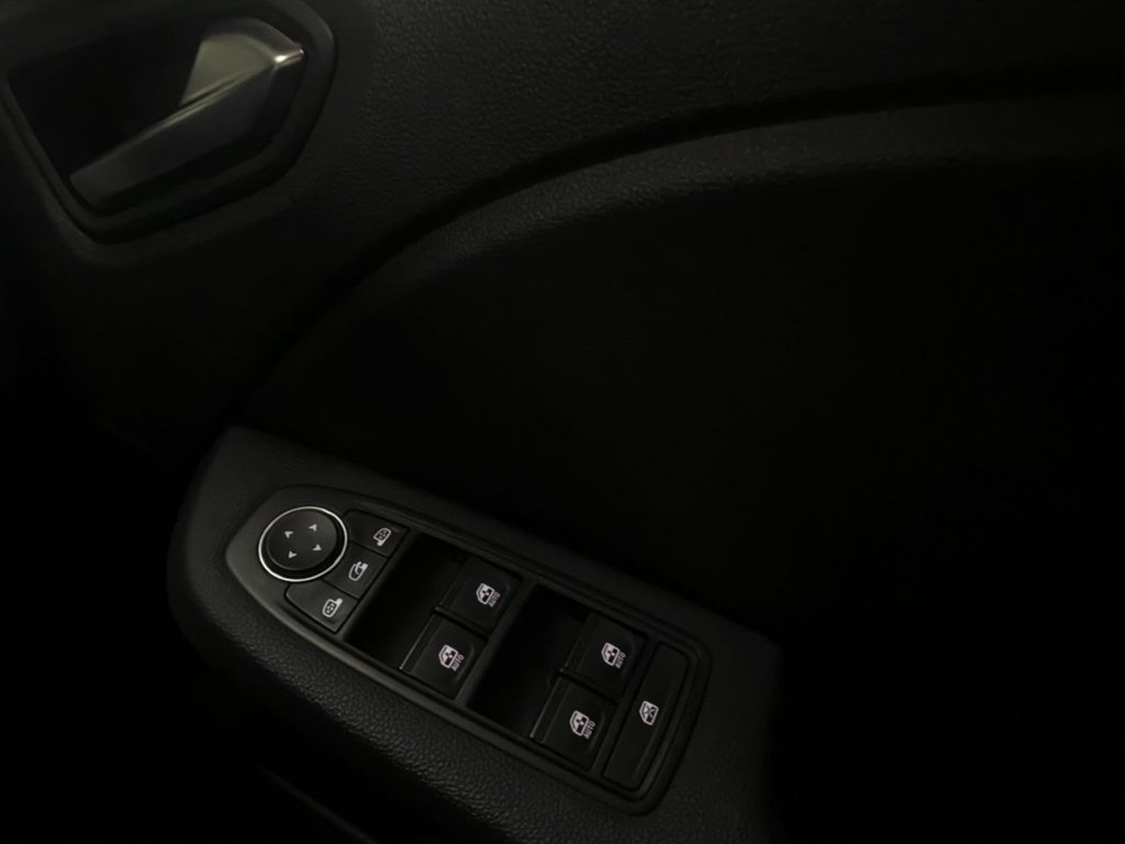 Used Renault Clio 2024 for sale - 77332508: Photo 41