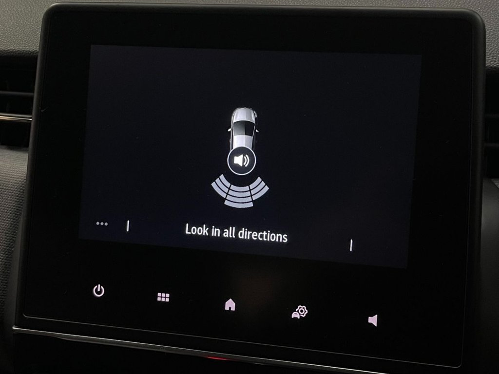 Used Renault Clio 2024 for sale - 77332508: Photo 46