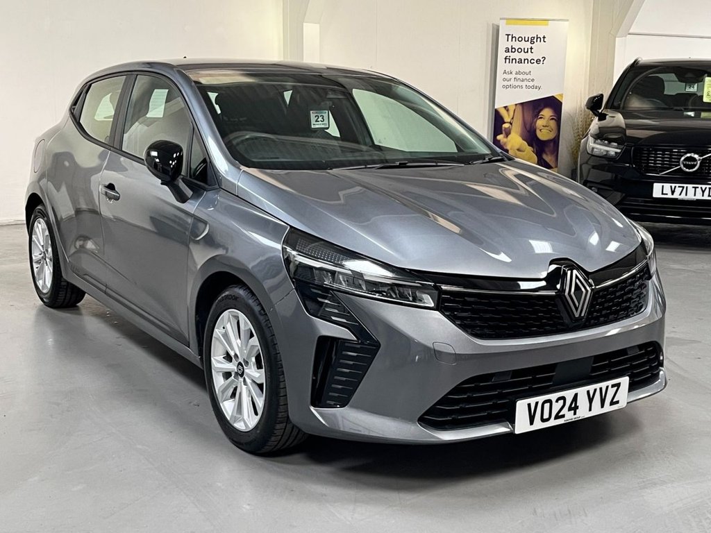 Used Renault Clio 2024 for sale - 77332508: Photo 9