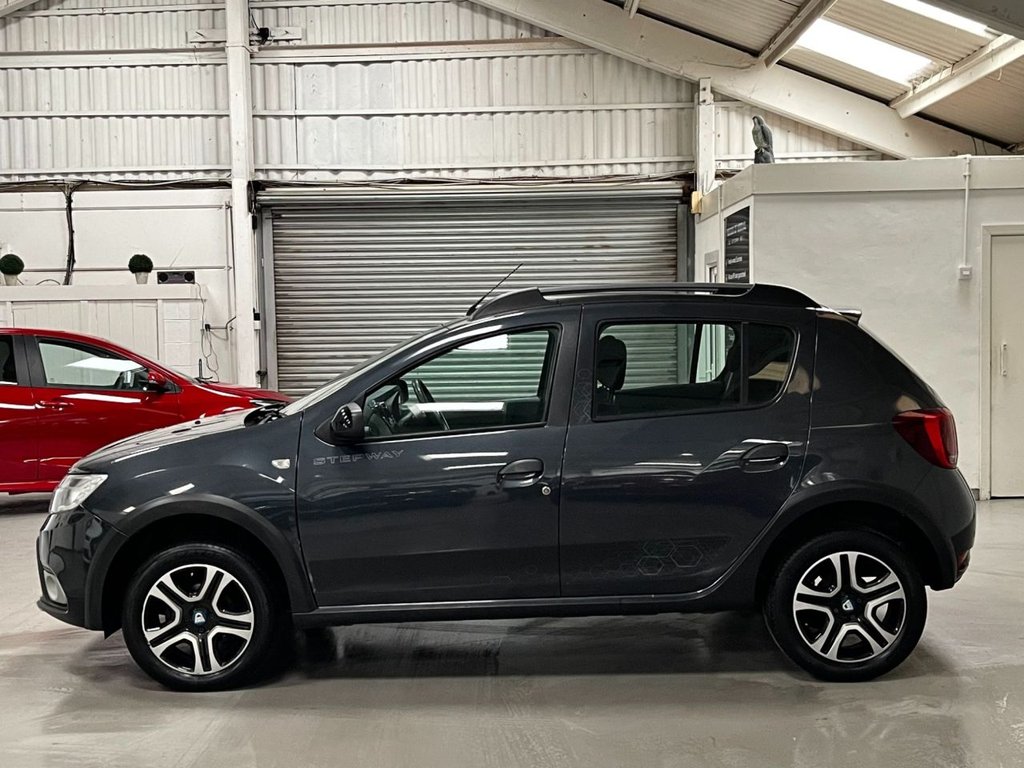 Used Dacia Sandero Stepway 2020 for sale - 77546833: Photo 14