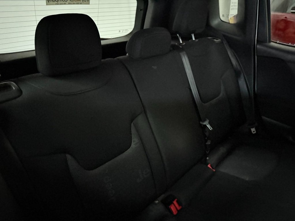 Used Jeep Renegade 2016 for sale - 77571999: Photo 18