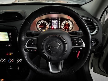 Used Jeep Renegade 2016 for sale - 77571999: Photo