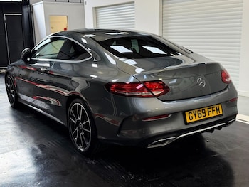 Used Mercedes-Benz C Class 2019 for sale - 79632805: Photo
