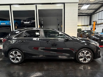 Used Kia Ceed 2019 for sale - 79394767: Photo