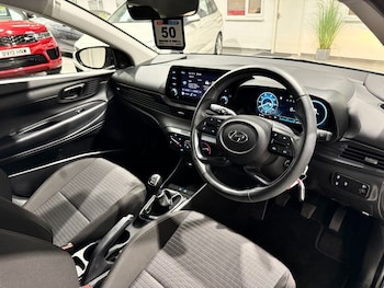 Used Hyundai i20 2022 for sale - 77332513: Photo