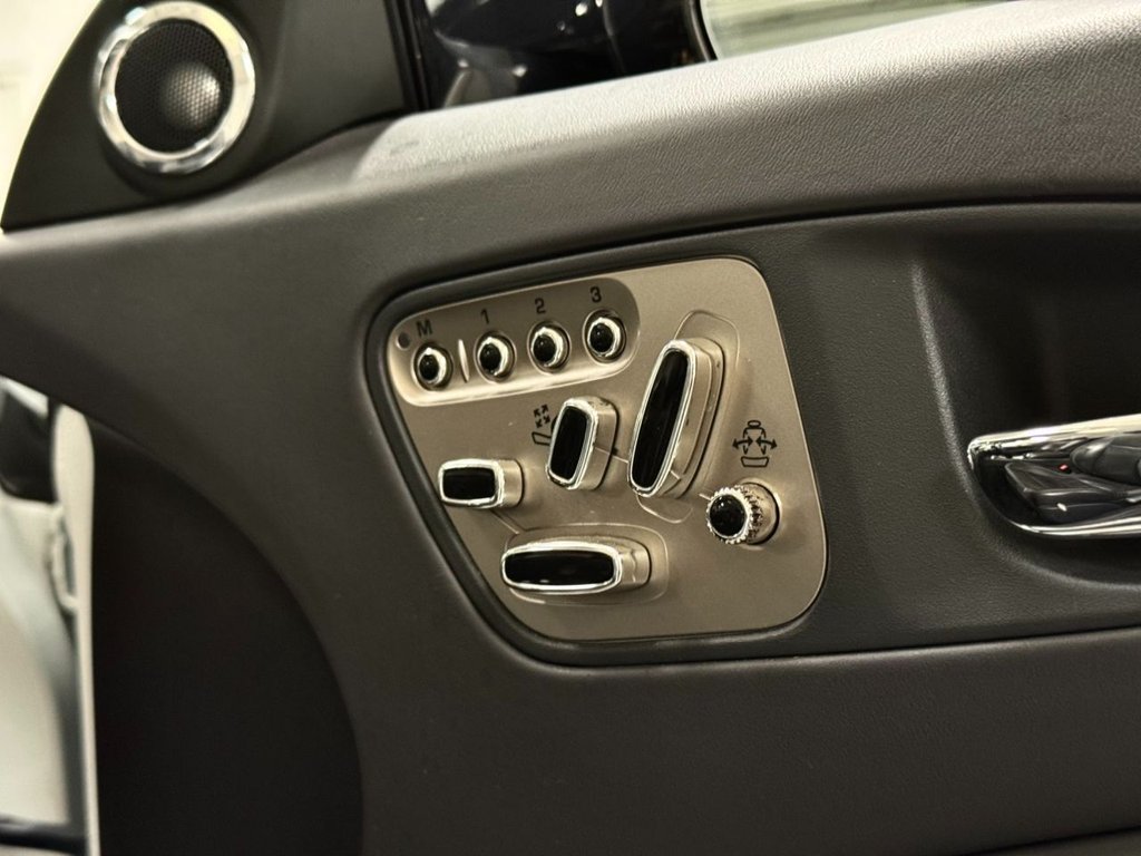 Used Jaguar XK 2011 for sale - 77332491: Photo 9