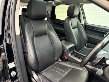 Used Land Rover Discovery Sport 2018 for sale - 79288363: Photo