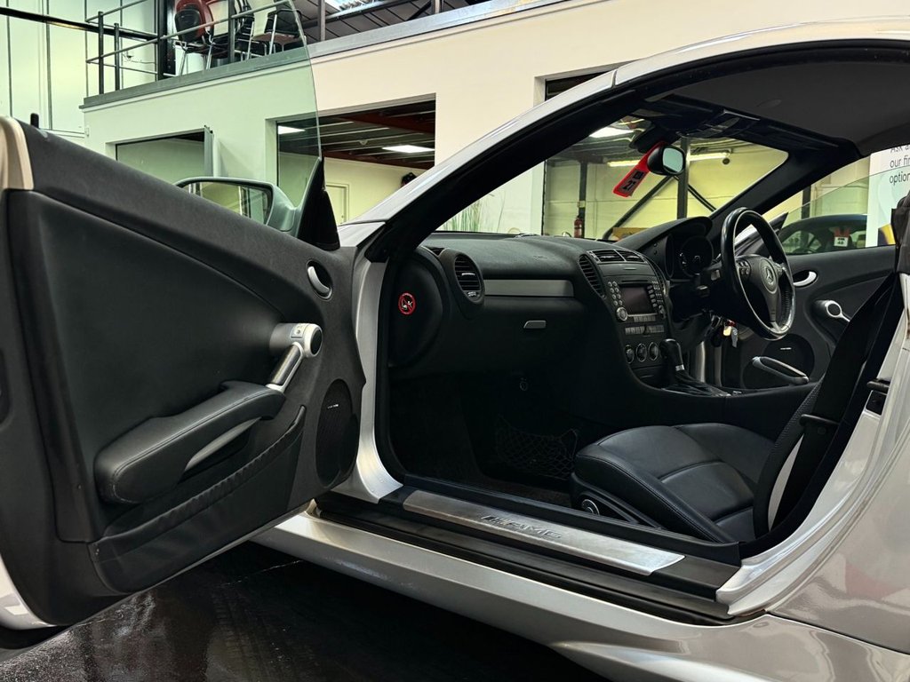 Used Mercedes-Benz SLK 2005 for sale - 78117418: Photo 40
