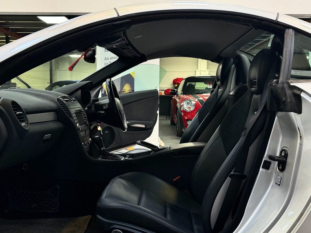 Used Mercedes-Benz SLK 2005 for sale - 78117418: Photo 45