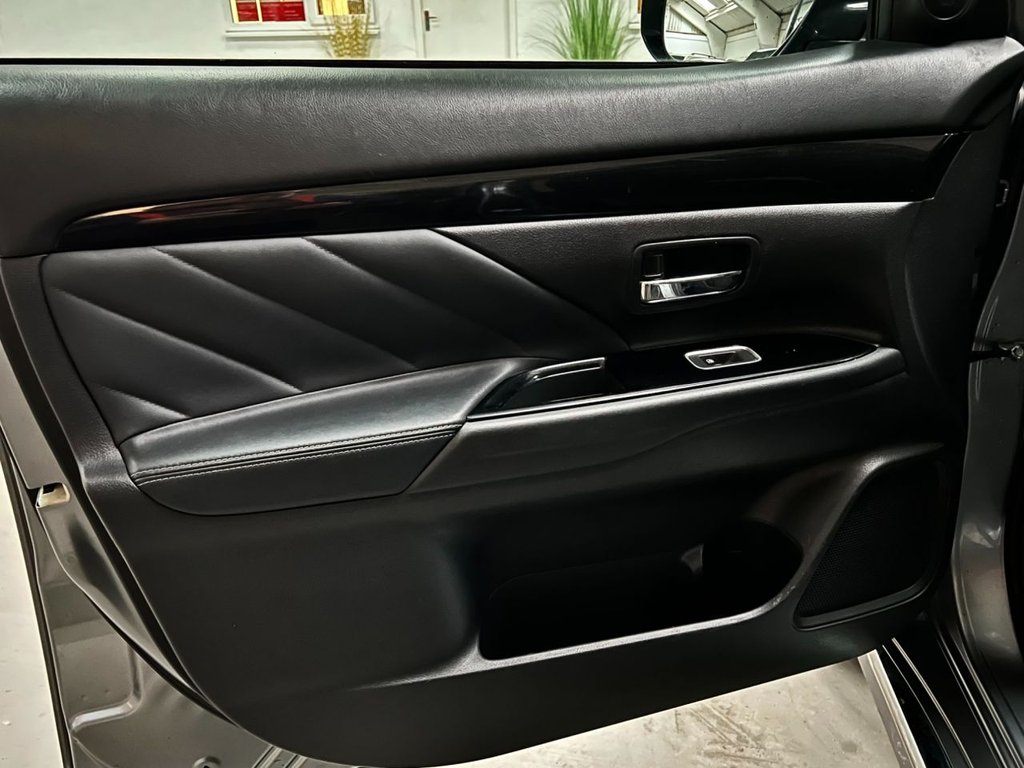 Used Mitsubishi Outlander 2018 for sale - 78153660: Photo 25