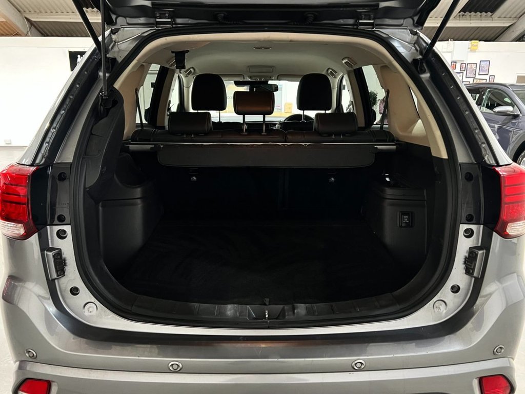 Used Mitsubishi Outlander 2018 for sale - 78153660: Photo 40