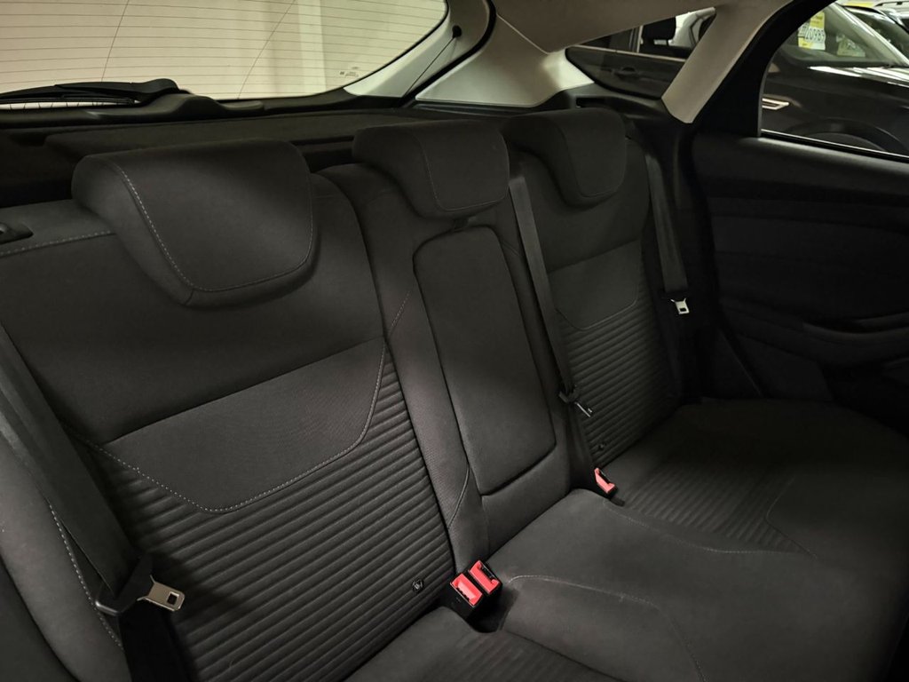 Used Ford Focus 2015 for sale - 77328091: Photo 11